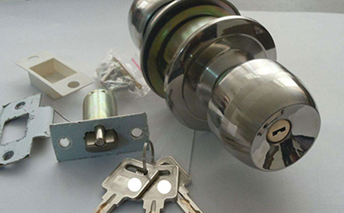 靖江保險(xiǎn)柜開(kāi)鎖（110換鎖）